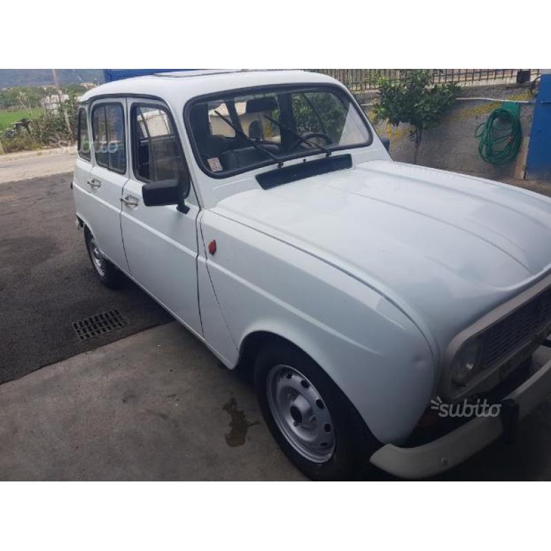 Renault 4