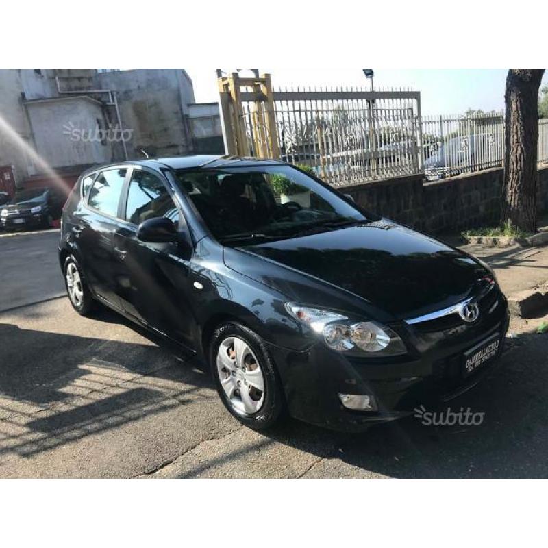 HYUNDAI i30 1.6 CRDI 90CV 5P