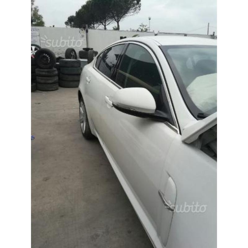 Jaguar XF 3000 DIESEL per ricambi