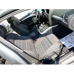 Audi a4 2.0 tdi (xeno-navi-sensori) -avant-