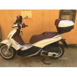 Piaggio Beverly 300