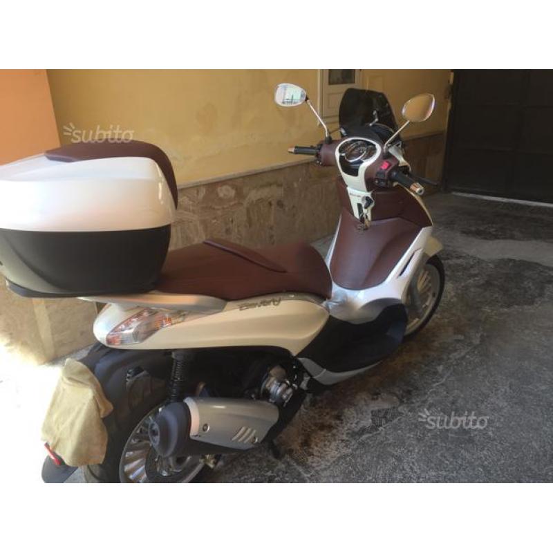 Piaggio Beverly 300