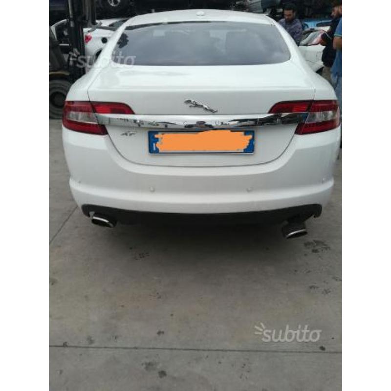 Jaguar XF 3000 DIESEL per ricambi